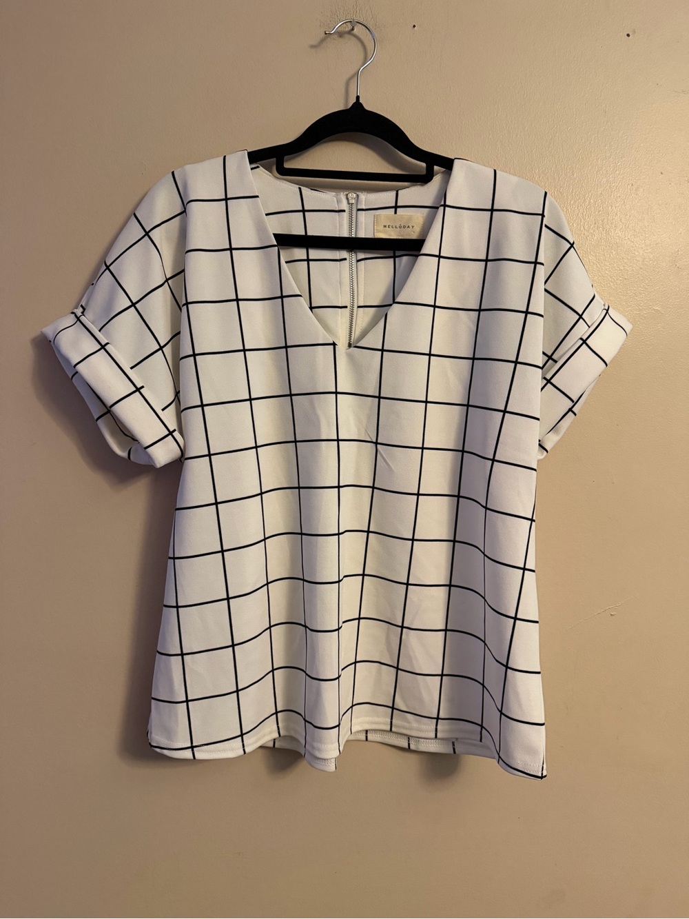 Melloday Windowpane V-Neck Short Sleeve Blouse - White with Black Grid